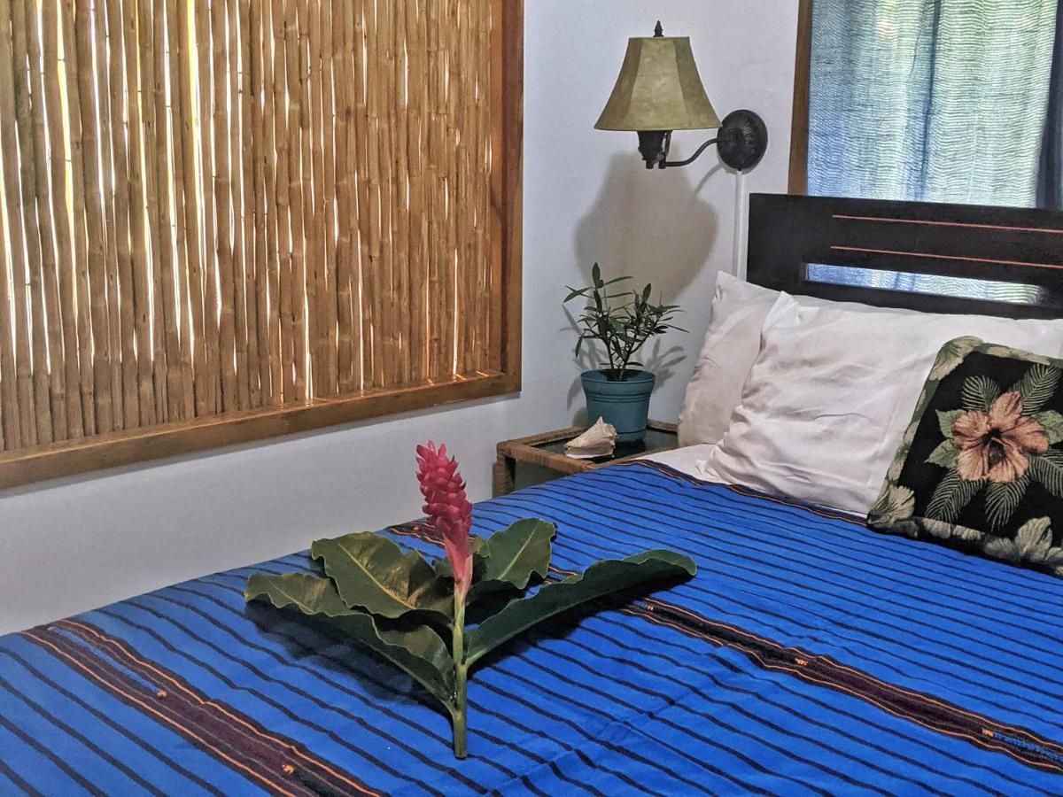 Seaside Inn Roatan West Bay Exterior foto